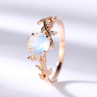taglio di giro del fiore della foglia di 14K Rose Gold Moonstone Wedding Rings