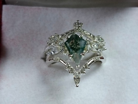 Anello naturale del mazzo di nozze della CZ del fiore di Moss Agate Flower Shape Marquise