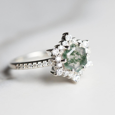 Taglio rotondo Moss Green Agate di Chevron di carati a filigrana del diadema 0,6 e nozze Ring Set della CZ in Rose Gold