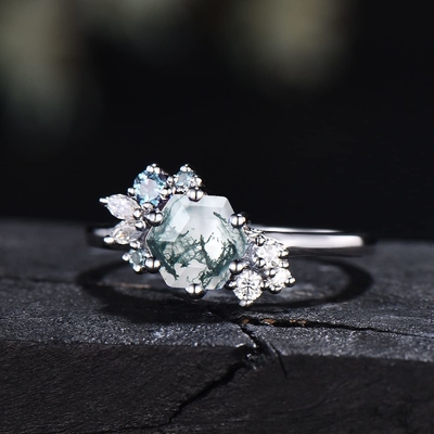 L'esagono ha tagliato Moss Agate Vintage Unique Moissanite naturale Ring For Art Deco nuziale