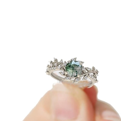 La foglia modella l'anello di fidanzamento nuziale d'argento di Mossagate della pietra concentrare di 925 Sterling