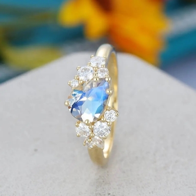 regalo antico nuziale di anniversario di promessa dell'oro giallo 14K per l'anello di fidanzamento a forma di pera di Moonstone delle donne