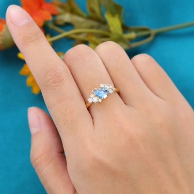regalo antico nuziale di anniversario di promessa dell'oro giallo 14K per l'anello di fidanzamento a forma di pera di Moonstone delle donne