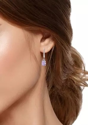 2,46 Ct. T.W. And 1/10 di Ct. Orecchini ametisti di T.W. CZ Leverback in Sterling Silver