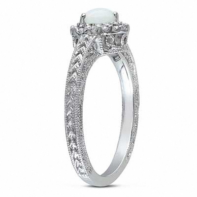 opale in forma di cuore di 5.0mm e 1/8 di CT. Anello della struttura di T.W. CZ in Sterling Silver
