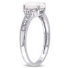 Opale ovale e 1/15 di CT. Anello dello stinco di spaccatura del passaggio di T.W. CZBy in Sterling Silver