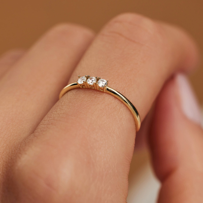 Oro Ring With Zir Conia di Monte Napoleone Stella 9K