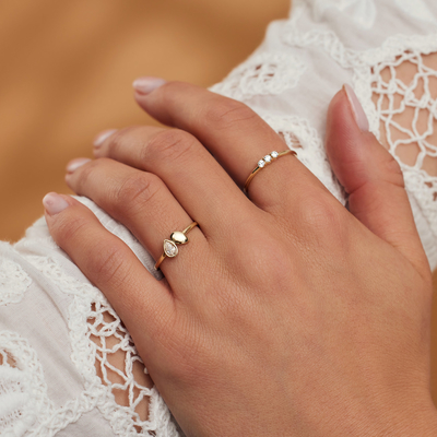 Aimee Diamond Engagement Ring With 0,75 diamanti ovali di carati