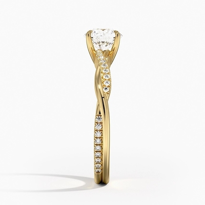 Oro giallo torto minuta di Diamond Engagement Ring In 9k della vite