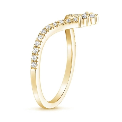 L'anello squisito caratterizza i diamanti di luccichio di Pavé con oro 9K per le donne