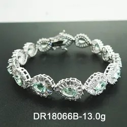 Braccialetto stupefacente d'argento di qualità di Tanzanite del taglio della pera per le donne