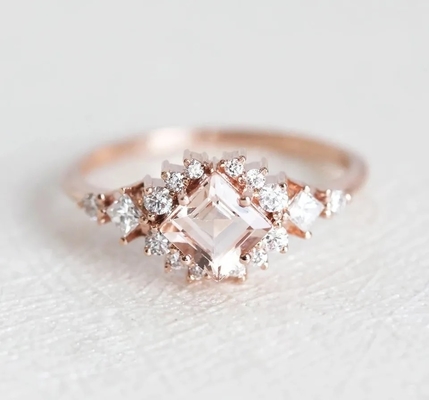 L'oro di 925 Sterling Silver Fascination Pretty Rose ha placcato l'alone scintillante fine Ring Set del Morganite