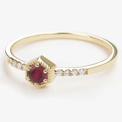 Impegno minimo Ring Dainty Unique di Sterling Silver Natural Ruby Hexagon del regalo