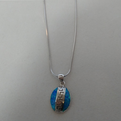 Progettazione chiave Meandros Opal Pendant Necklace With 925 Sterling Silver
