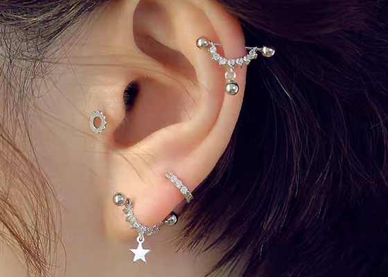 oro Diamond Cartilage Earrings, OEM di 0.126ct 14k degli orecchini dell'elica di piercing 14pcs