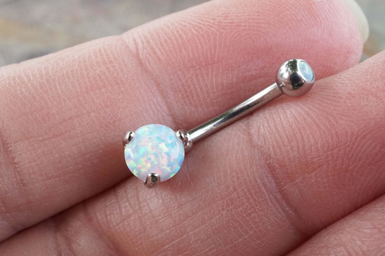 perno del naso dell'oro di lunghezza 18k di 25mm, opale di Ring Piercing With White Fir del naso dell'OEM