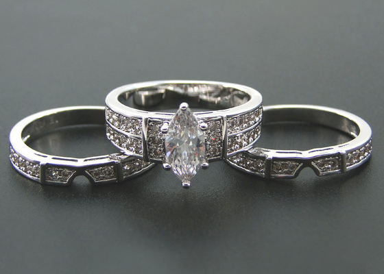 fede nuziale di impegno dell'oro di 10K 14K, ODM naturale dell'anello di diamante di 0.68ct 56pcs