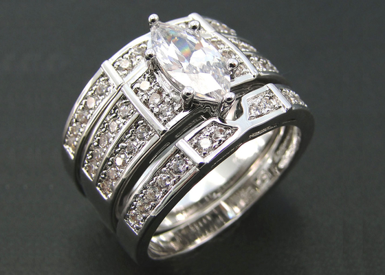 fede nuziale di impegno dell'oro di 10K 14K, ODM naturale dell'anello di diamante di 0.68ct 56pcs