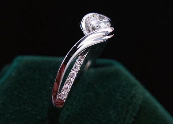 ODM reale rotondo del materiale dell'oro bianco del taglio 0.46ct Diamond Jewellery Ring 14K