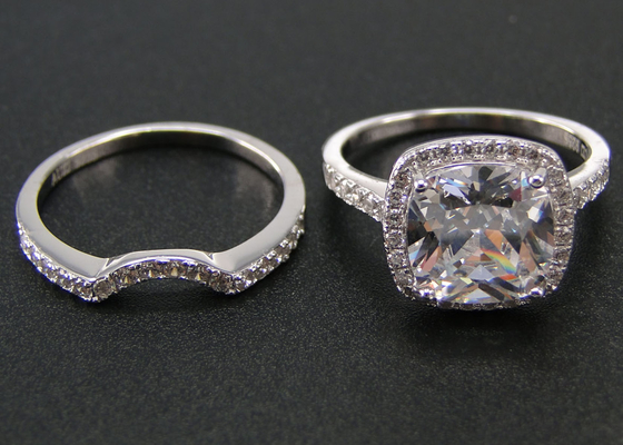 Forcone di alone 1.0ct Diamond Engagement Wedding Rings 53PCS che mette tipo