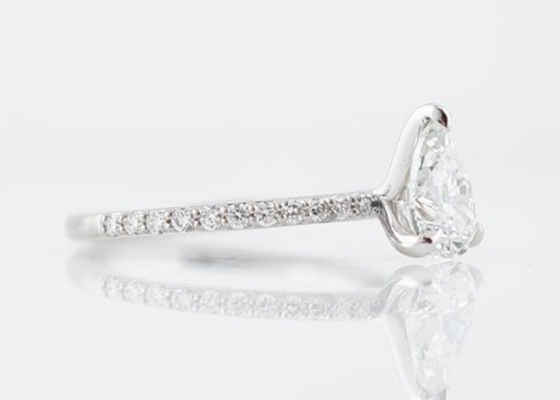 La pera reale di Diamond Jewellery Ring 1.33ct dell'oro bianco ha tagliato lo PS 6×8mm per l'impegno
