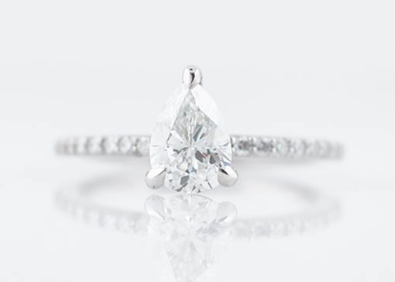La pera reale di Diamond Jewellery Ring 1.33ct dell'oro bianco ha tagliato lo PS 6×8mm per l'impegno
