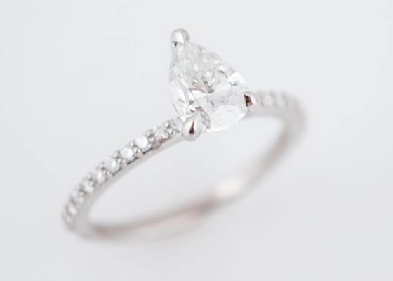 La pera reale di Diamond Jewellery Ring 1.33ct dell'oro bianco ha tagliato lo PS 6×8mm per l'impegno
