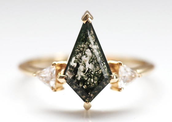Triangolo Moss Agate Engagement Ring naturale, ODM dell'OEM di Ring With Diamonds dell'oro 9k