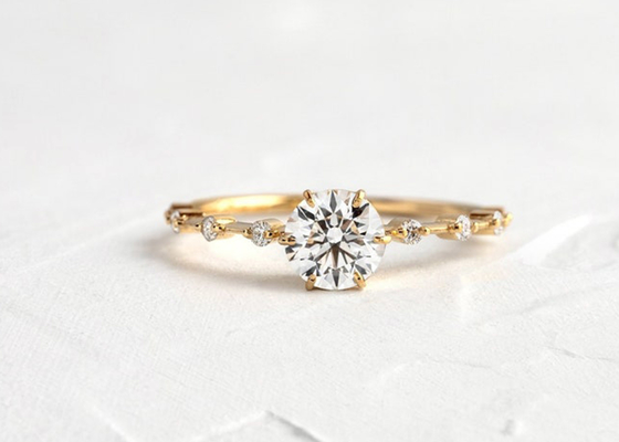 1.0ct Moissanite Diamond Rings, ODM tagliato rotondo degli anelli di fidanzamento 6.5MM