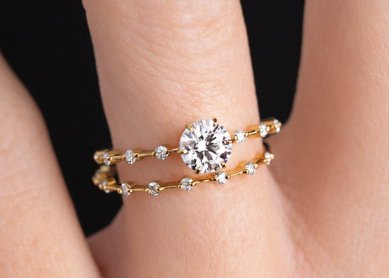 1.0ct Moissanite Diamond Rings, ODM tagliato rotondo degli anelli di fidanzamento 6.5MM