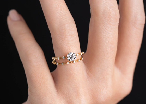 1.0ct Moissanite Diamond Rings, ODM tagliato rotondo degli anelli di fidanzamento 6.5MM