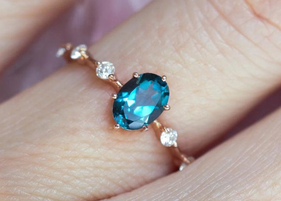 1.56ct Londra Topaz Ring blu, OEM ovale di Diamond Ring Round Cut di forma