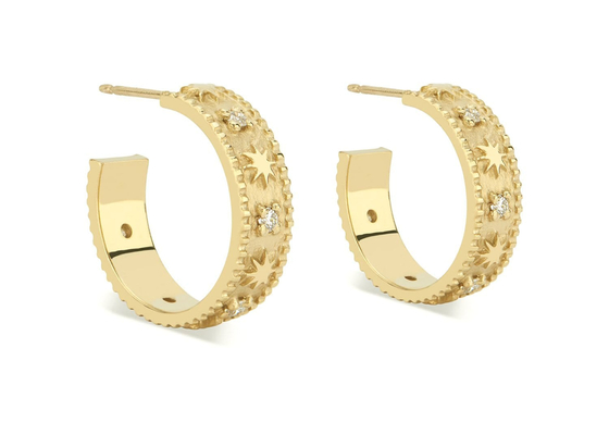 La stella ha inciso la larghezza 4MM del diametro 16MM di stile del cerchio di Huggie degli orecchini dell'oro 9K