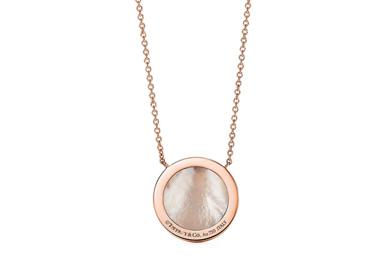 OEM del materiale del pendente 18k Rose Gold del cerchio di 0.05ct Diamond And Mother Of Pearl